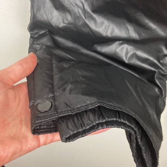 Kid’s Gap Snow Pants size Large - Picture 4 of 9